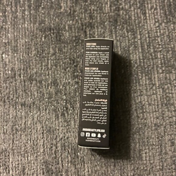 Huda Beauty Lip Blush - Rosy Kiss - NWT - Picture 3 of 4